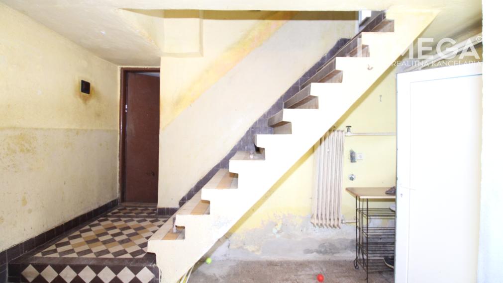 NA PREDAJ RODINNÝ DOM V TICHEJ LOKALITE – RADVAŇ nad LABORCOM