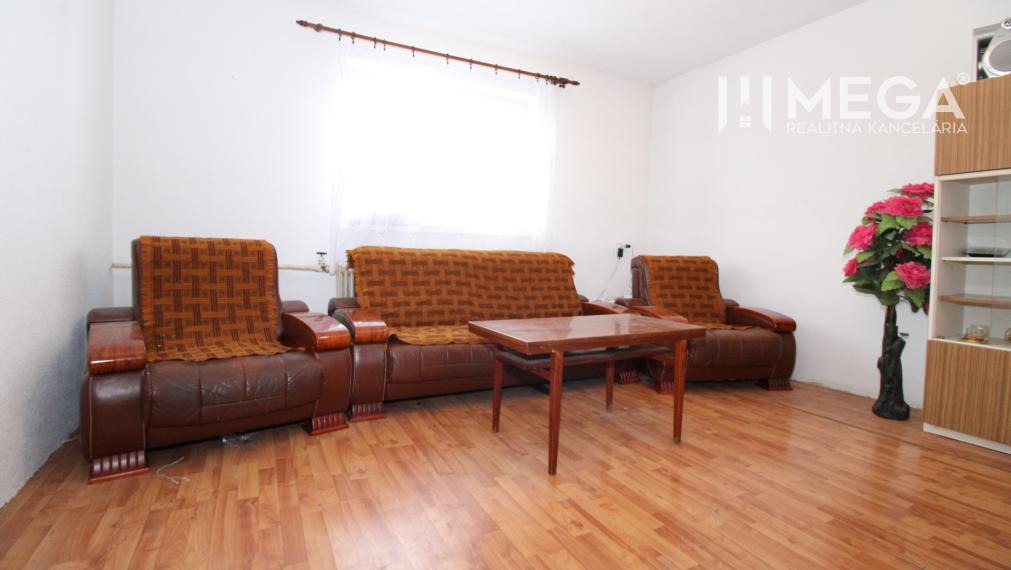 NA PREDAJ RODINNÝ DOM V TICHEJ LOKALITE – RADVAŇ nad LABORCOM