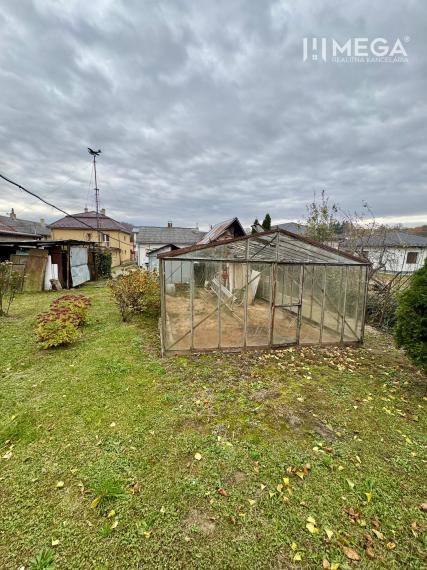 Exkluzívne na predaj rodinný dom v obci Topoľovka