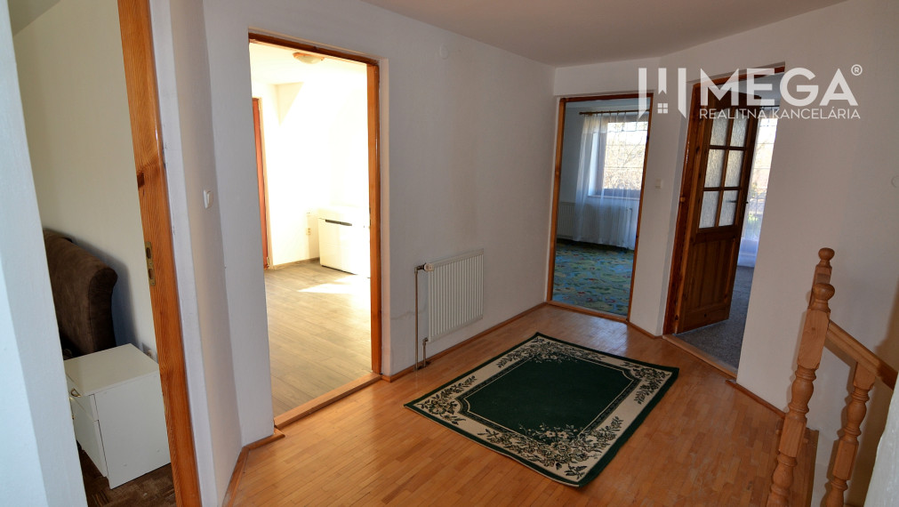 Na prenájom priestranný rodinný dom v obci Modra nad Cirochou