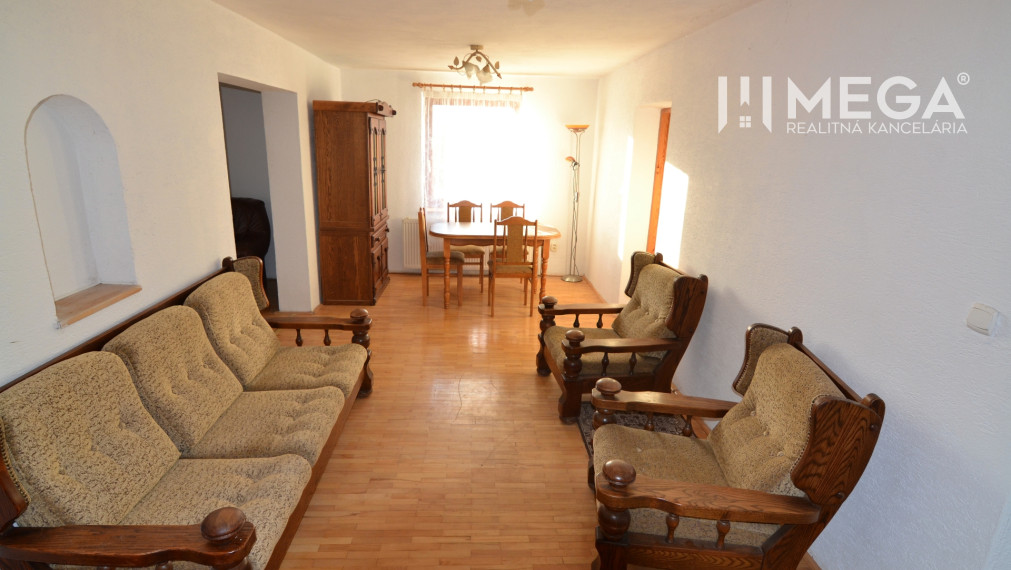 Na prenájom priestranný rodinný dom v obci Modra nad Cirochou