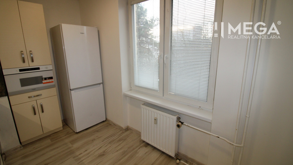 Rezervované - Na prenájom zrekonštruovaný 2 izbový byt v centre mesta Humenné