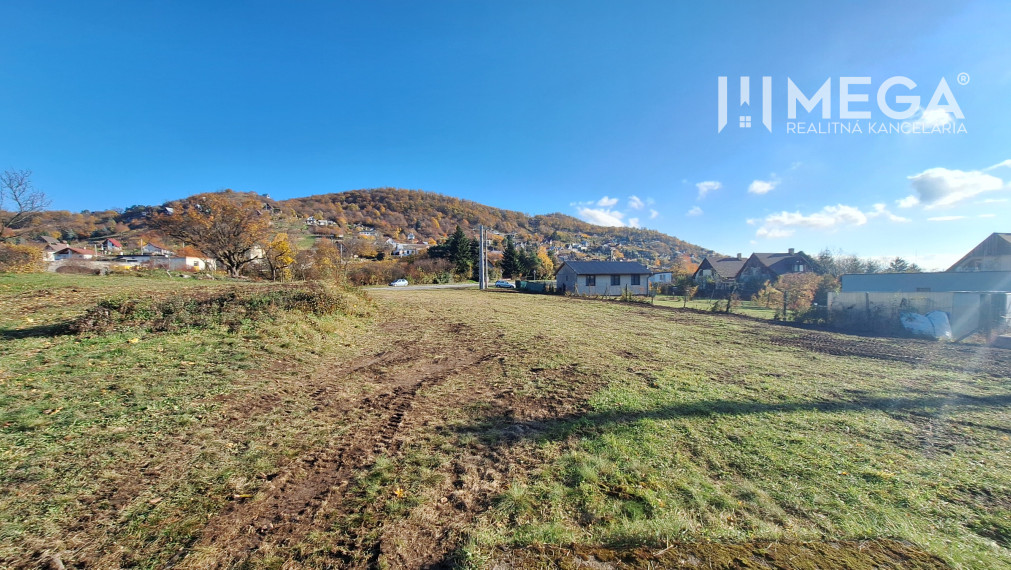 EXKLUZÍVNE NA PREDAJ INVESTIČNÝ POZEMOK NA ZEMPLÍNSKEJ ŠÍRAVE