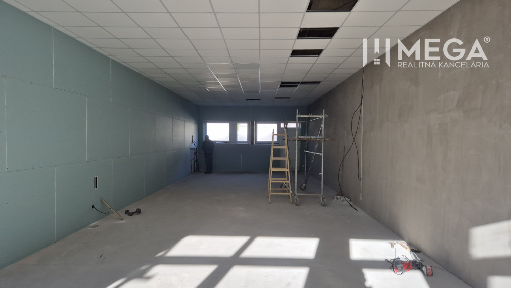 PREDAJ OBCHODNÉHO PRIESTORU v HUMENNOM (sídlisko 2A)