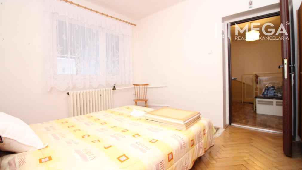 REZERVOVANÉ RODINNÝ DOM S PANORAMATICKÝM VÝHĽADOM NA HUMENNÉ