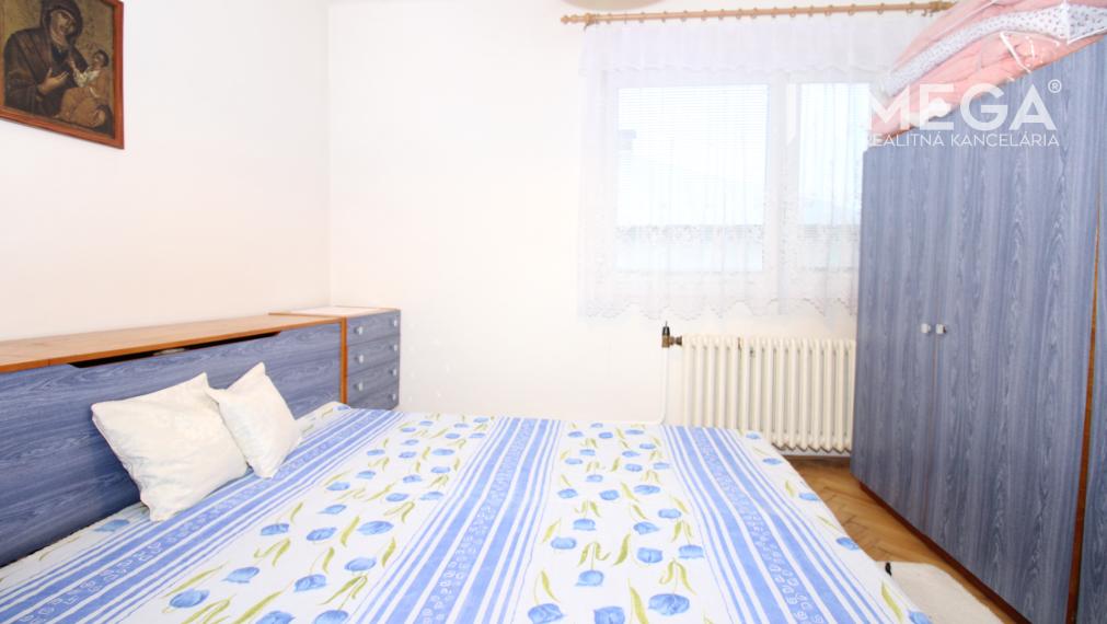 REZERVOVANÉ RODINNÝ DOM S PANORAMATICKÝM VÝHĽADOM NA HUMENNÉ