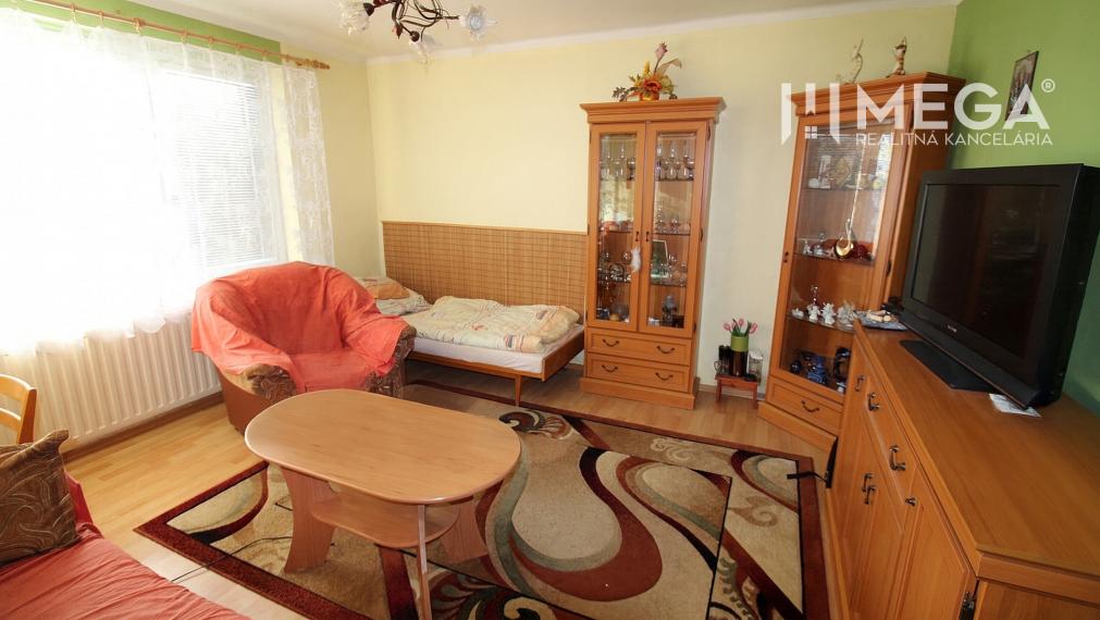Na predaj ihneď obývateľný rodinný dom v meste Humenné, exkluzívne