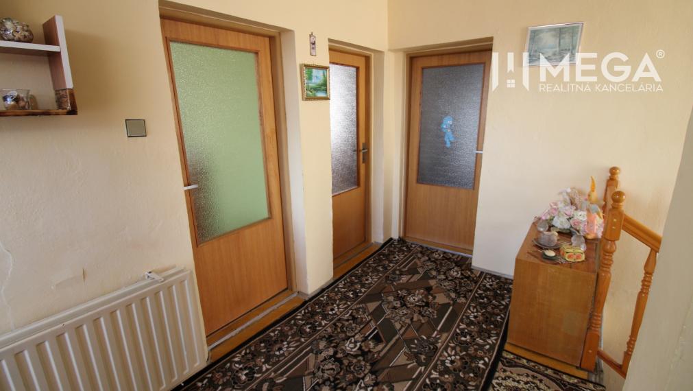 Na predaj ihneď obývateľný rodinný dom v meste Humenné, exkluzívne