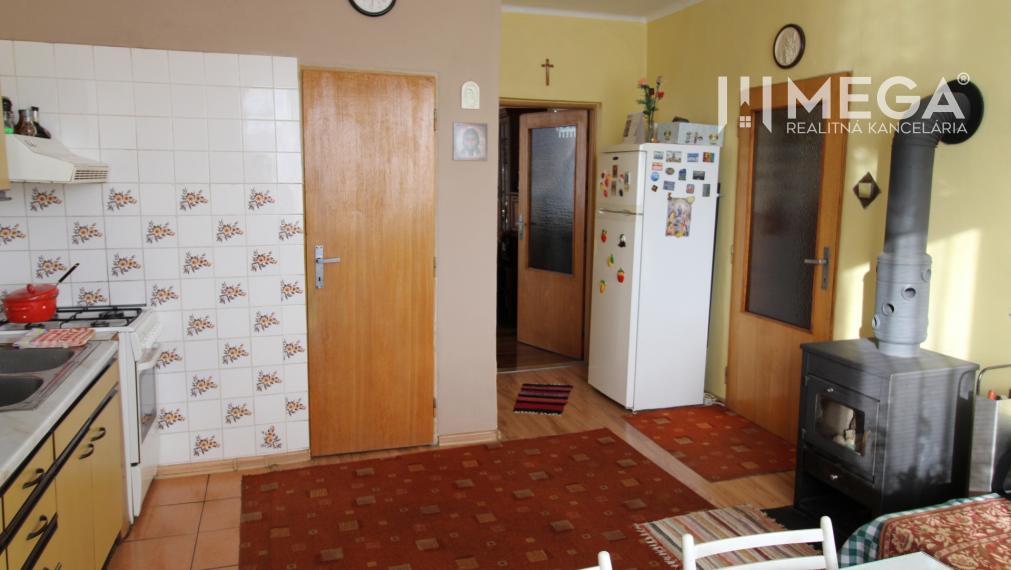 Na predaj ihneď obývateľný rodinný dom v meste Humenné, exkluzívne
