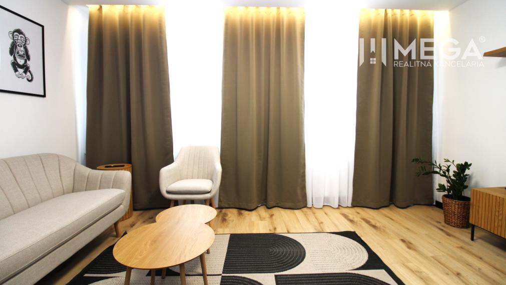 NA PRENÁJOM NADŠTANDARDNÝ 2-izb.byt– Třebícka ulica, HUMENNÉ