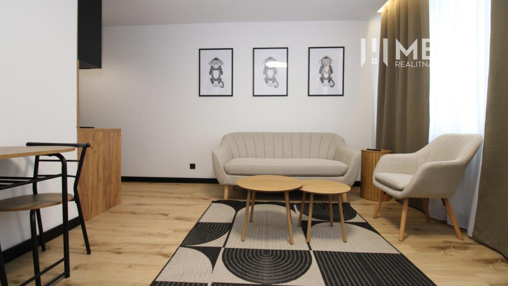 NA PRENÁJOM NADŠTANDARDNÝ 2-izb.byt– Třebícka ulica, HUMENNÉ