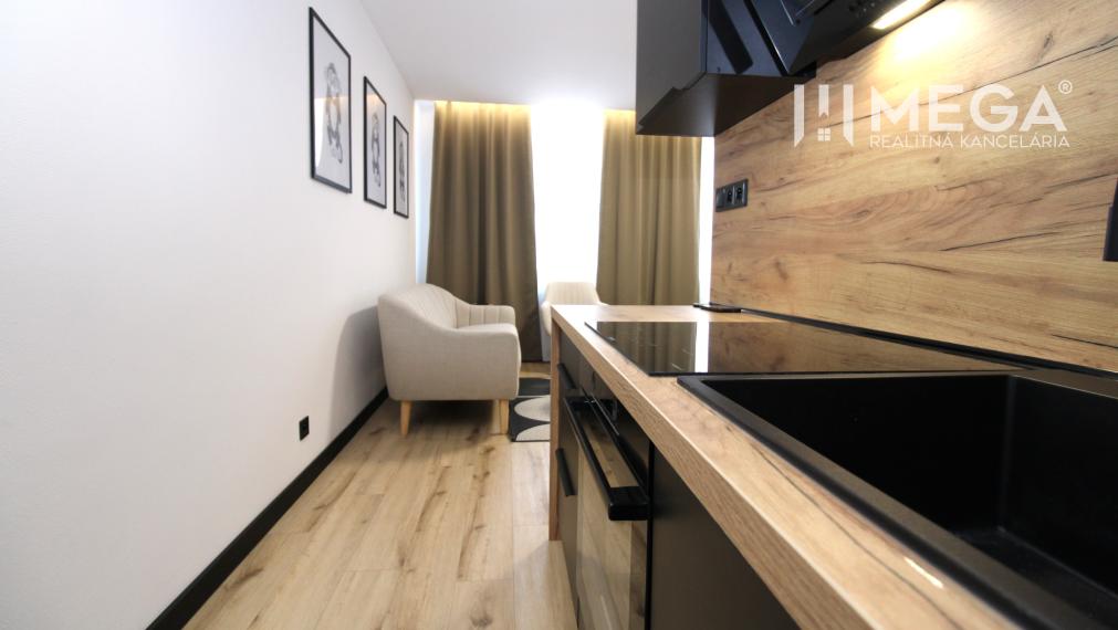 NA PRENÁJOM NADŠTANDARDNÝ 2-izb.byt– Třebícka ulica, HUMENNÉ