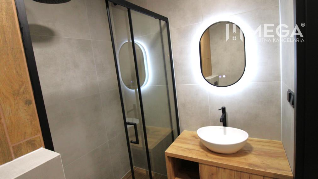 NA PRENÁJOM NADŠTANDARDNÝ 2-izb.byt– Třebícka ulica, HUMENNÉ