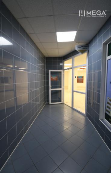 PRENÁJOM obchodného priestoru v OD LABOREC v meste Humenné