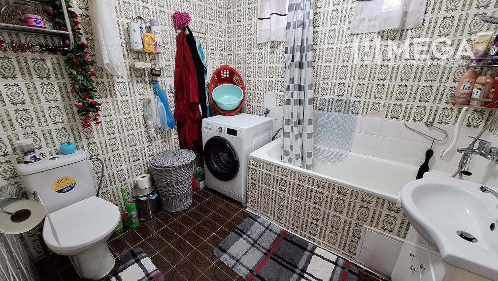 NA PREDAJ rodinný dom v srdci obce Porúbka