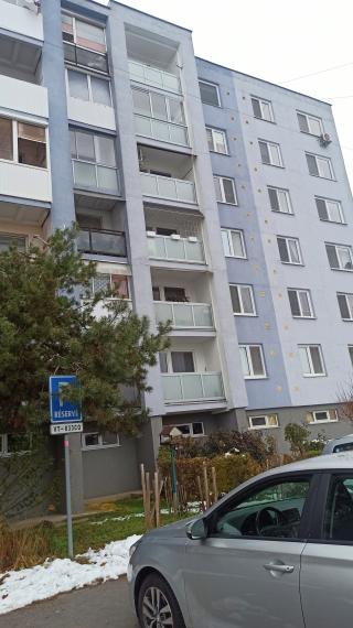 Na predaj 3 izbový byt na vynikajúcej adrese - Vranov nad Topľou