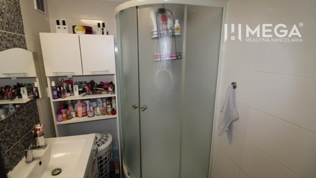 Na predaj 3 izbový byt na vynikajúcej adrese - Vranov nad Topľou