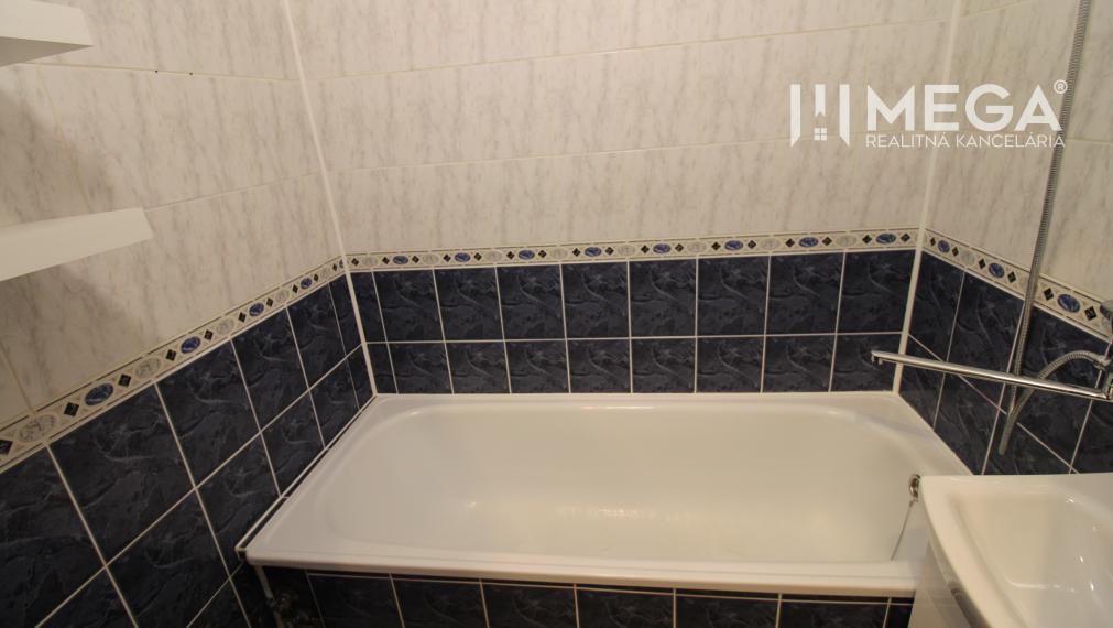 NA PRENÁJOM - 2izb. byt v centre mesta Humenné