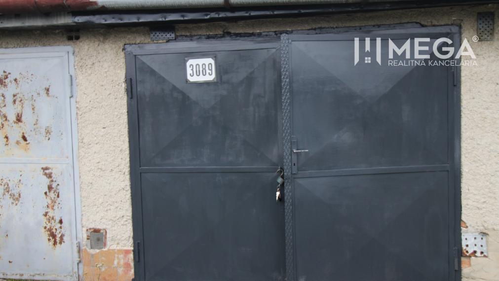 NA PREDAJ GARÁŽ V HUMENNOM – JEDNA Z NAJLEPŠÍCH CIEN NA TRHU
