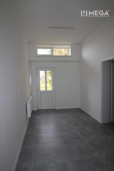 Prenájom - 2 priestory na Sídlisku 3 v meste Humenné