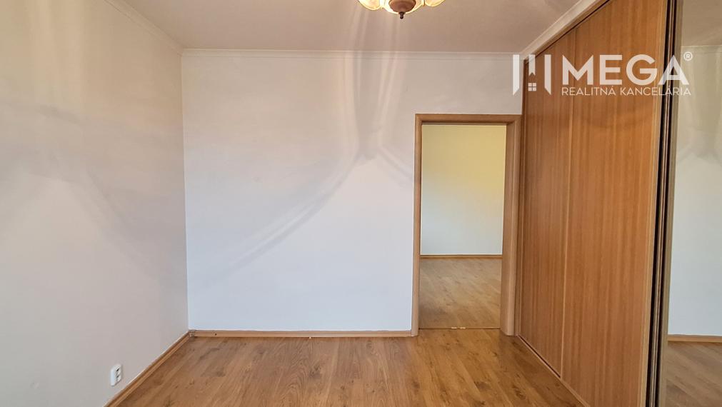 EXKLUZÍVNE 2i byt na Laboreckej ulici v Humennom