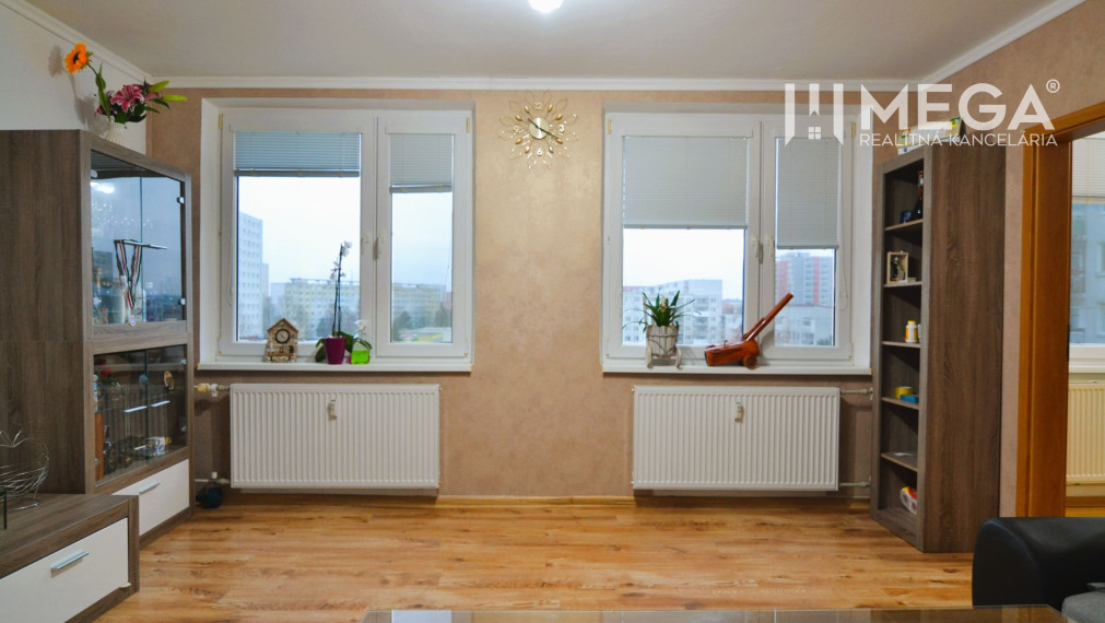 PREDAJ 3-izbového BYTU (72 m2) v HUMENNOM ulica LABORECKÁ