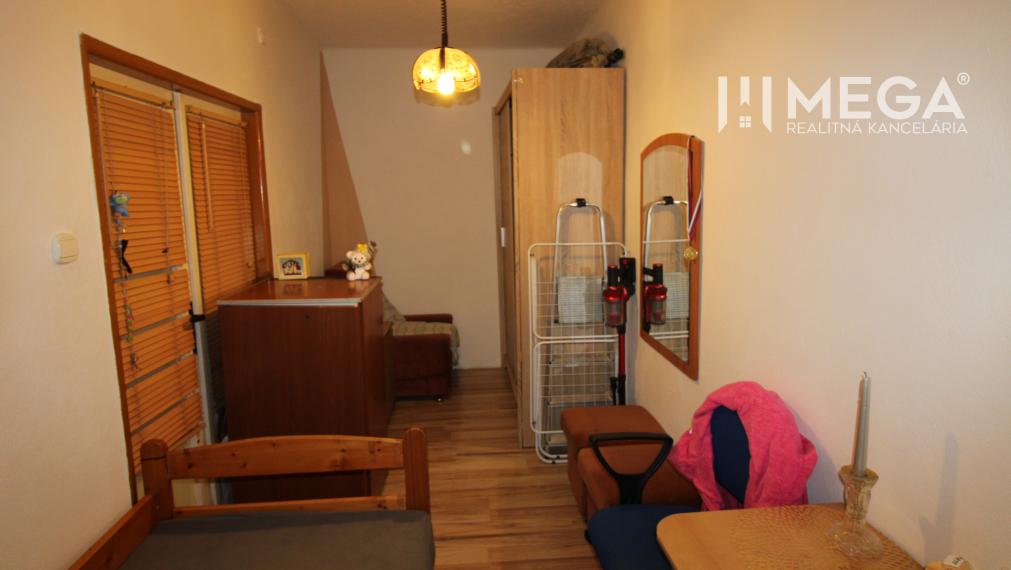 Na predaj: Ideálny byt na rekonštrukciu – 4 izby, Snina