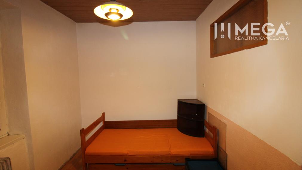 Na predaj: Ideálny byt na rekonštrukciu – 4 izby, Snina