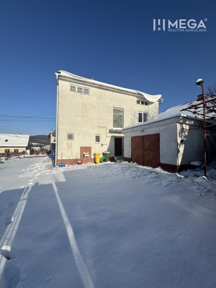 Exkluzívne - Na predaj Rodinný dom v obci Myslina