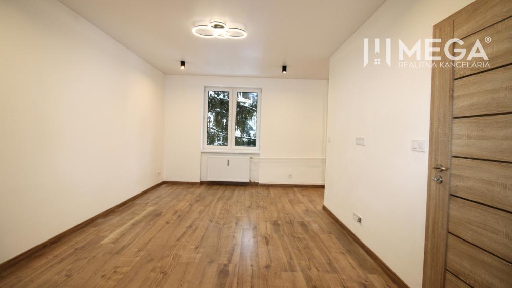 REZERVOVANÝ 2-IZB. BYT PO NADŠTANDARDNEJ REKONŠTRUKCII HUMENNÉ