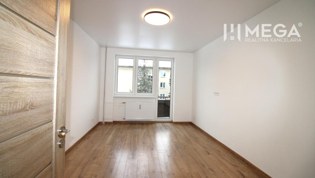 REZERVOVANÝ 2-IZB. BYT PO NADŠTANDARDNEJ REKONŠTRUKCII HUMENNÉ