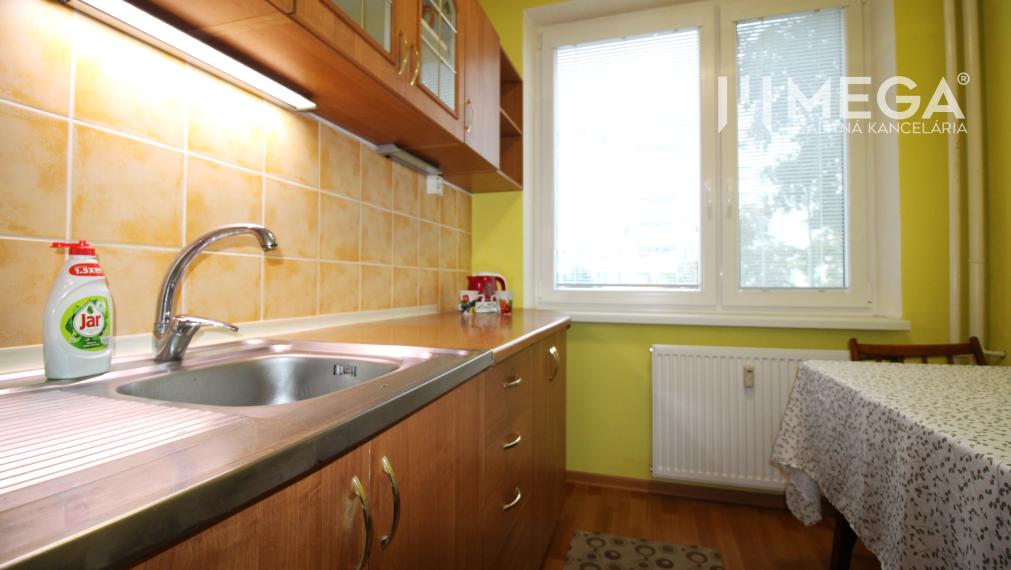 PRENÁJOM 3-izb. bytu – SÍDLISKO III, HUMENNÉ LABORECKÁ ULICA