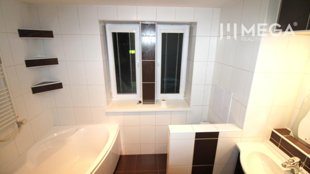 NA PRENÁJOM MODERNÝ 2-izbový BYT PO KOMPLETNEJ REKONŠTRUKCII