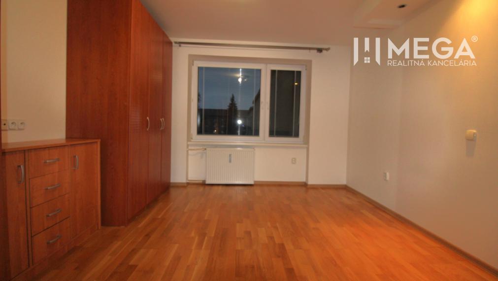 NA PRENÁJOM MODERNÝ 2-izbový BYT PO KOMPLETNEJ REKONŠTRUKCII