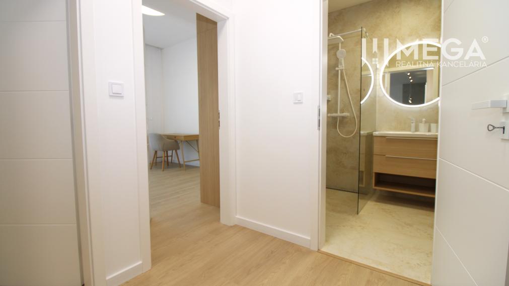 NA PRENÁJOM PRÉMIOVÝ 3-IZBOVÝ BYT – CENTRAL POINT HUMENNÉ