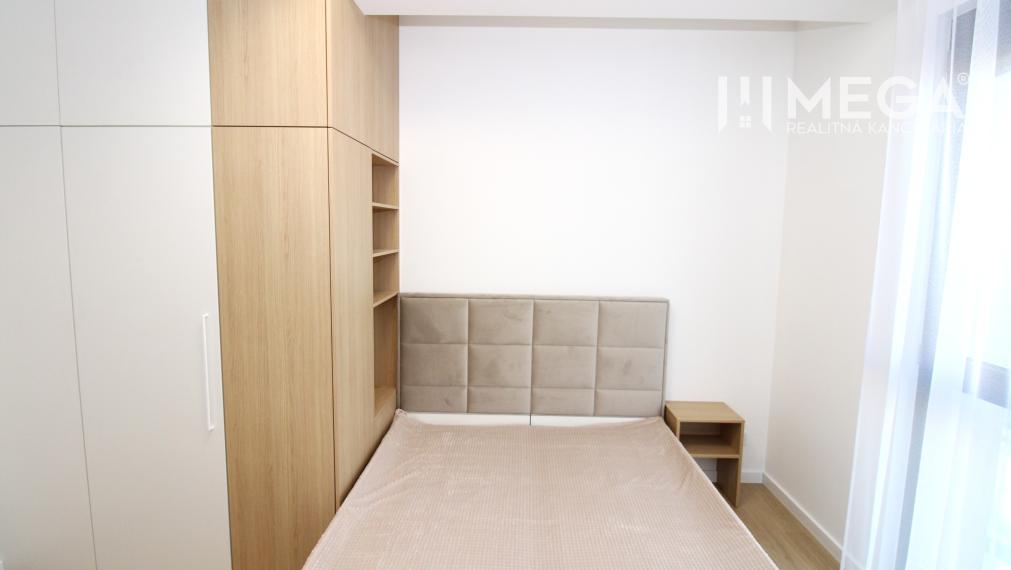 NA PRENÁJOM PRÉMIOVÝ 3-IZBOVÝ BYT – CENTRAL POINT HUMENNÉ