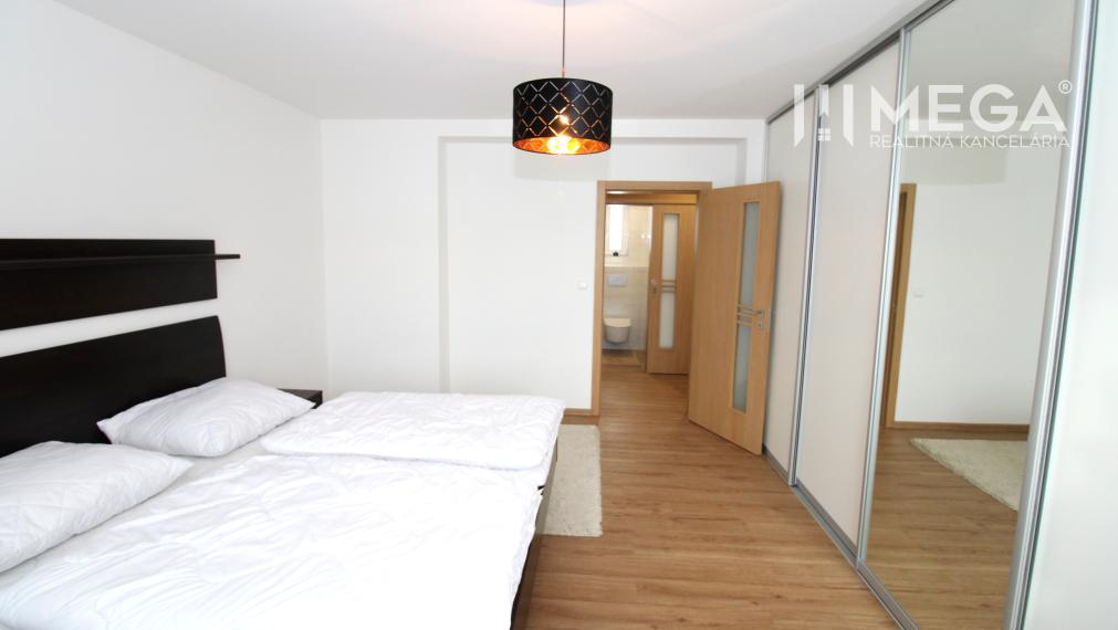 NA PRENÁJOM LUXUSNÝ 3-IZBOVÝ BYT S KRBOM 92 m² KAMENICA N/C