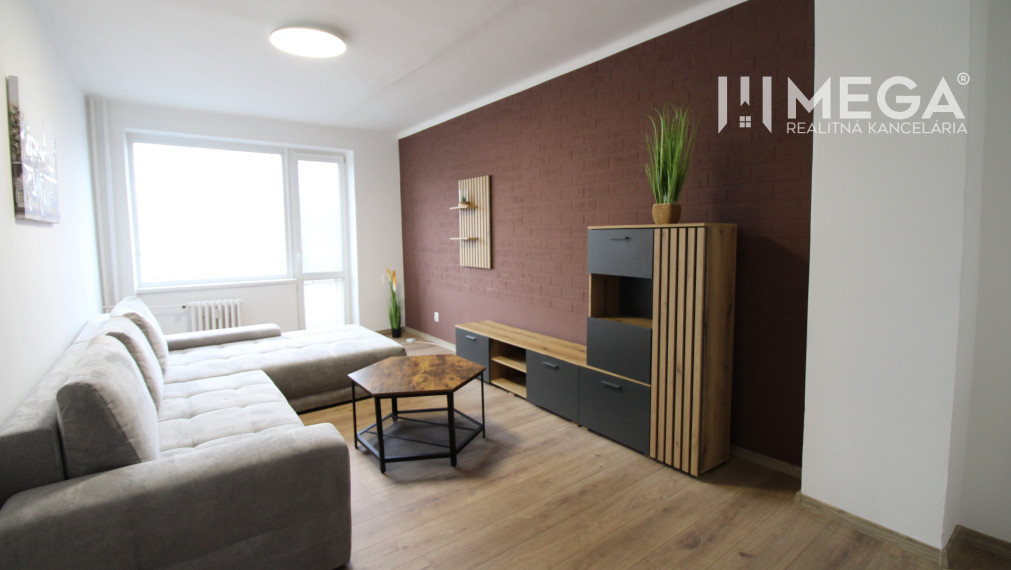 REZERVOVANÉ - 2izb. byt, zariadený, Ševčenková ul, mesto Humenné