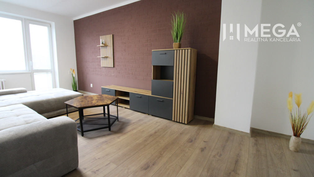 PRENAJATÉ - 2izb. byt, zariadený, Ševčenková ul, mesto Humenné