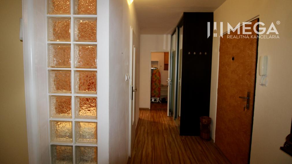 Na predaj 3 izbový byt blizko centra mesta Humenné