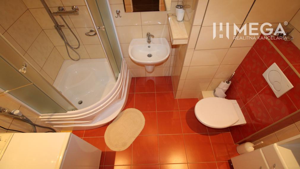 Na predaj 3 izbový byt blizko centra mesta Humenné