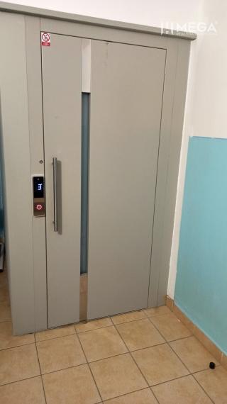 Na prenájom priestranná a zariadená garsónka v meste Humenné