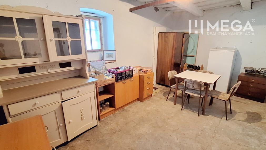 EXKLUZÍVNE NA PREDAJ Dom v obci Kochanovce