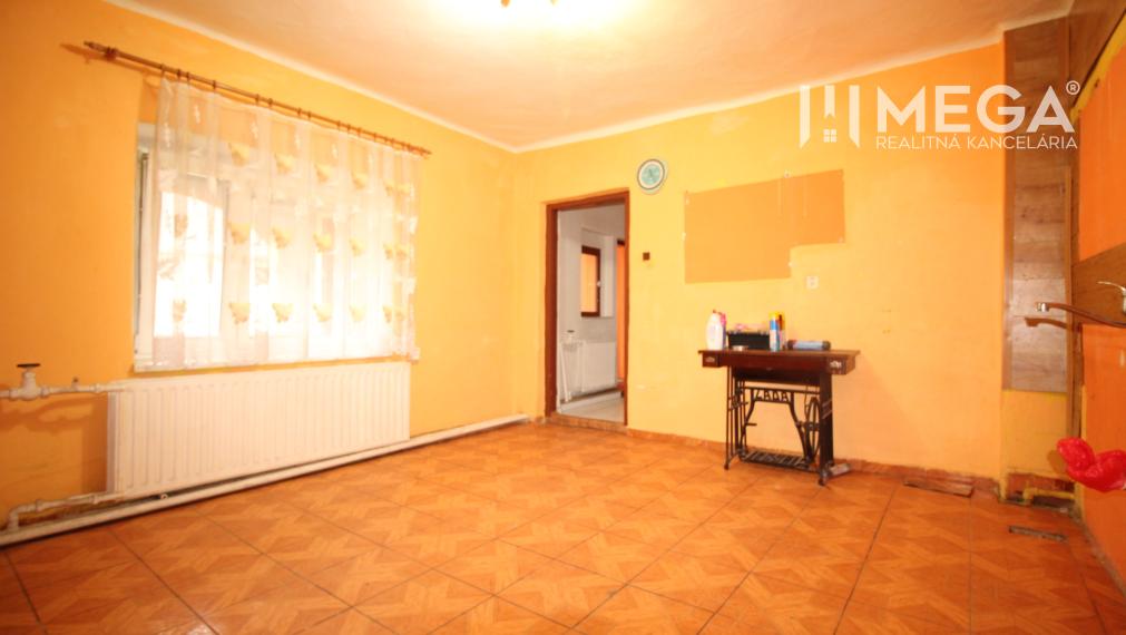 NA PREDAJ: 2-gen. Rodinný dom (2 bytové jednotky), Veľká Ida