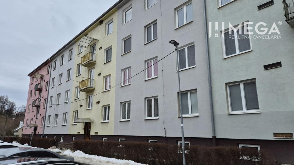 PREDAJ 3-izbového bytu v Medzilaborciach (TOP CENA)