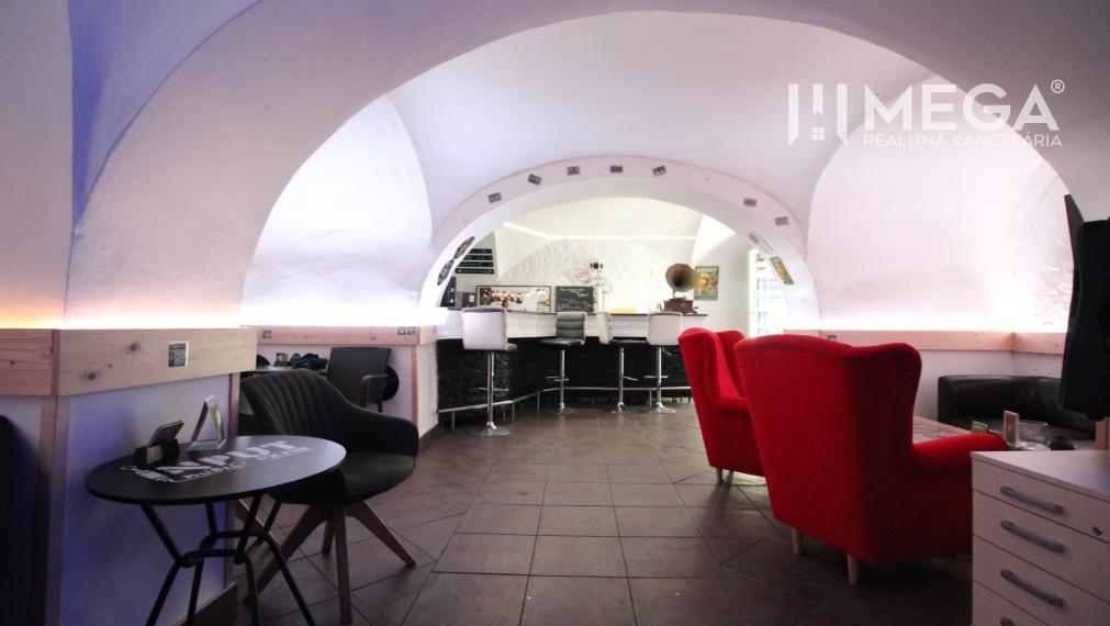 NA PRENÁJOM: Obchodný priestor v srdci Košíc - Alžbetina ulica