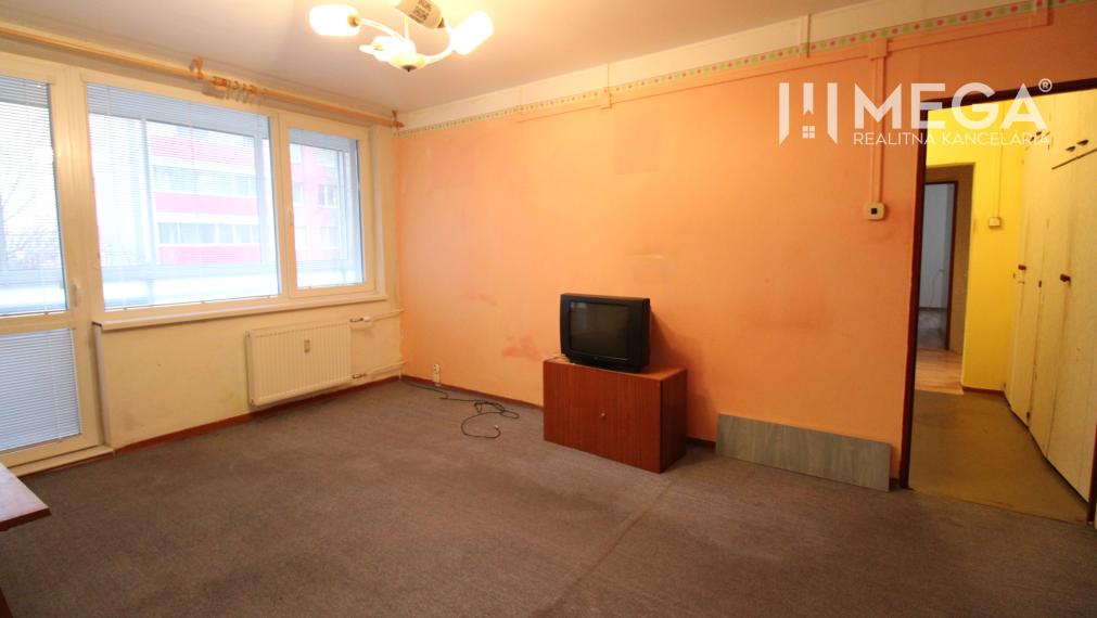 NOVINKA - 3 izbový byt v pôvodnom stave, blízko centra mesta Humenné