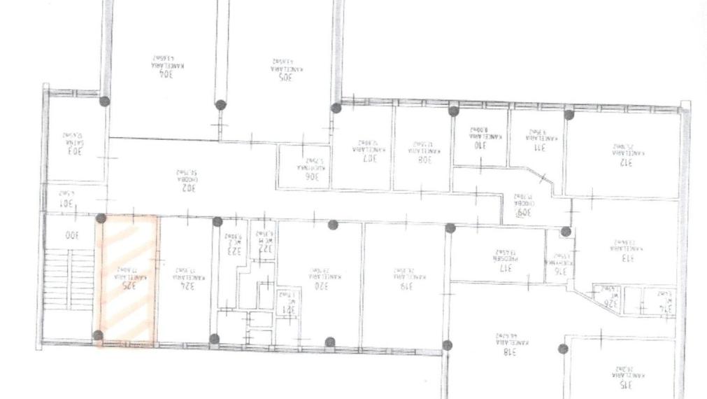 PRENÁJOM kancelárskych priestorov (17,60 m2) v CENTRE MESTA HUMENNÉ