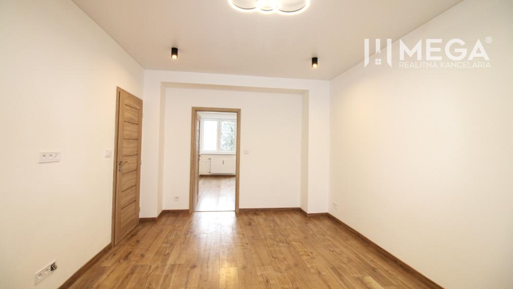 NA PRENÁJOM ÚPLNE NOVÝ 2-IZBOVÝ BYT V ŠIRŠOM CENTRE - HUMENNÉ