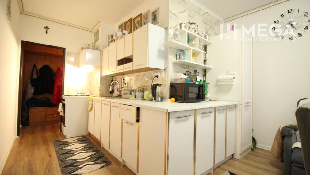 NA PREDAJ: 2-izbový klimatizovaný byt, Nad Laborcom – Michalovce